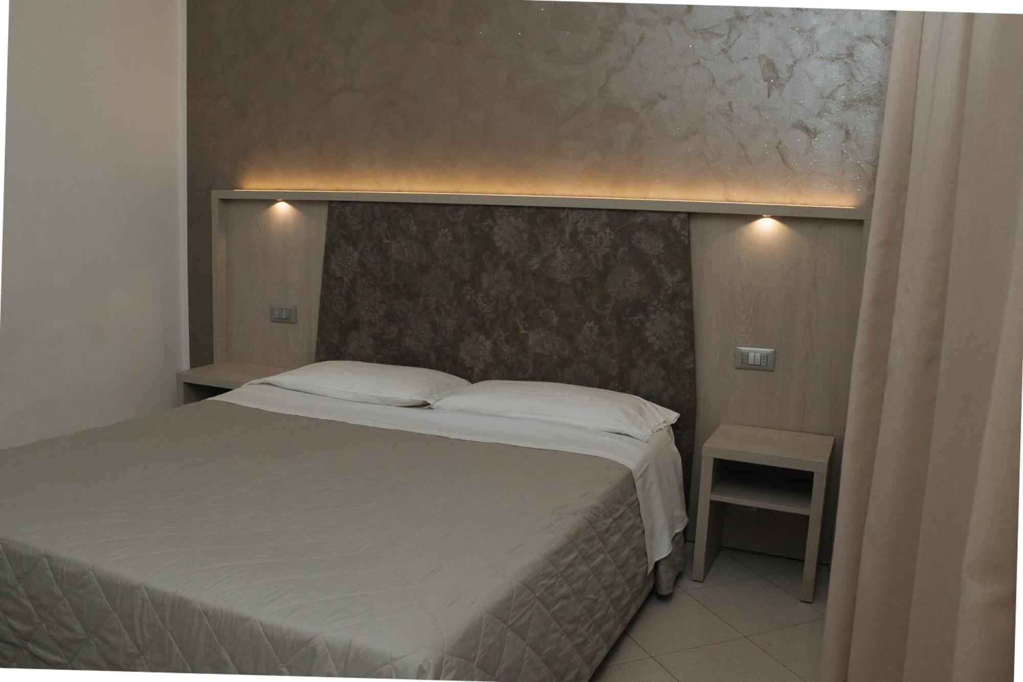 Gabbiano Apartments Rimini Exterior photo