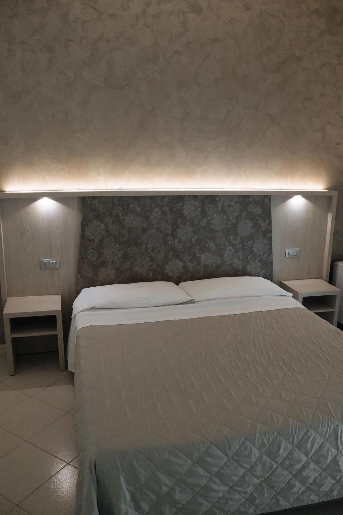 Gabbiano Apartments Rimini Exterior photo