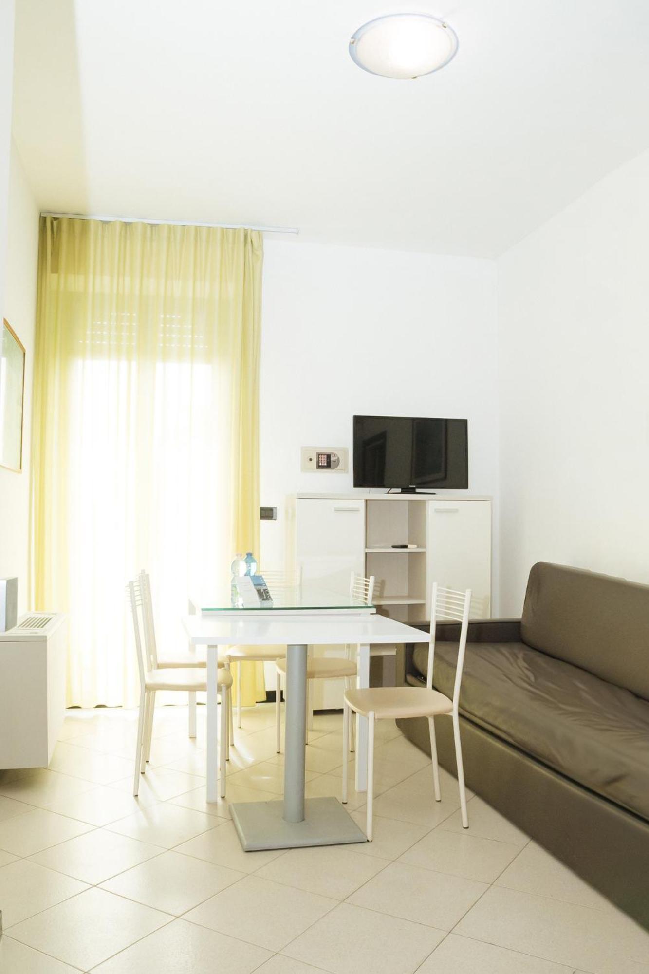 Gabbiano Apartments Rimini Exterior photo