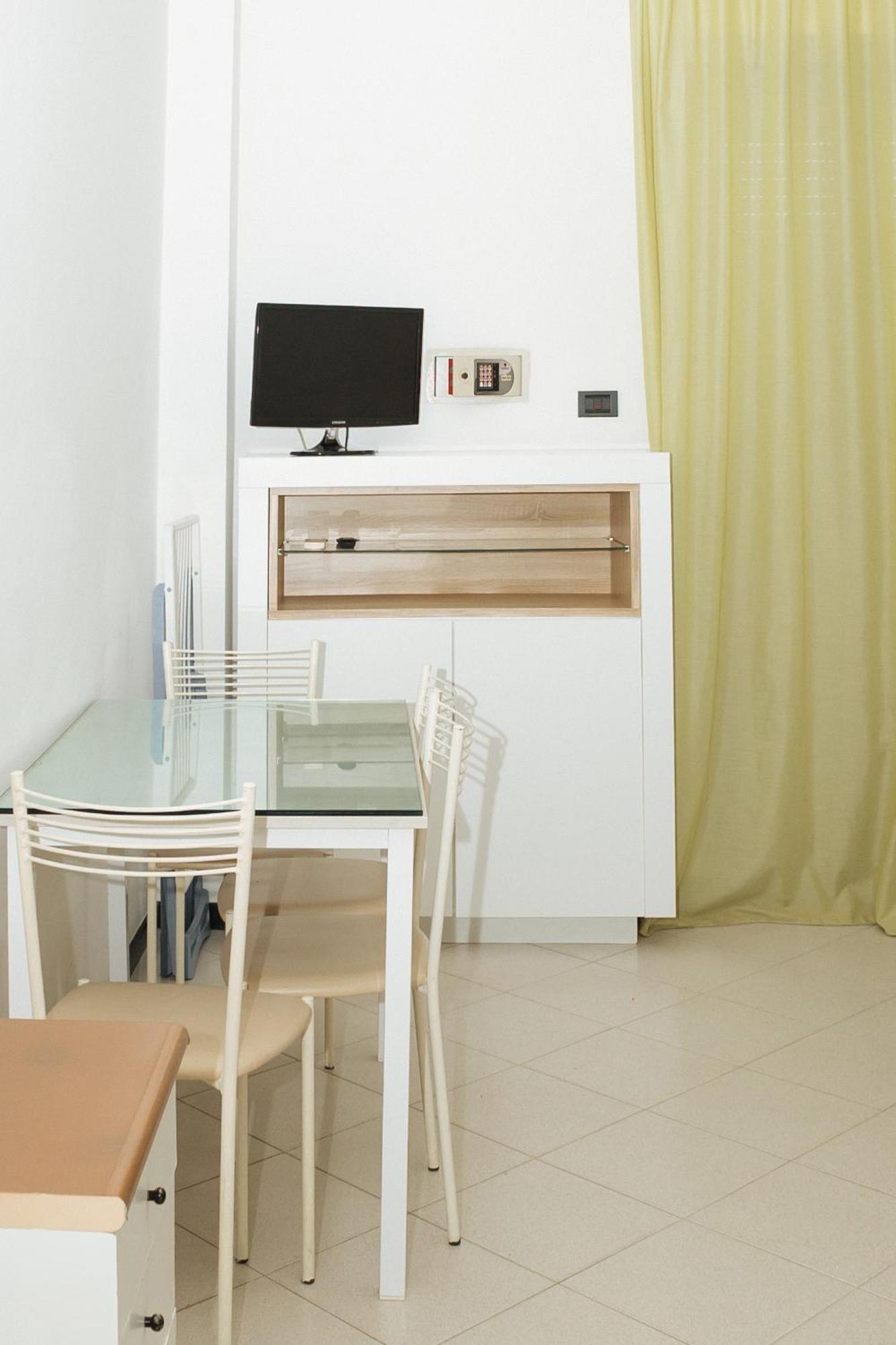Gabbiano Apartments Rimini Exterior photo